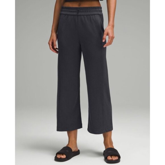 Lululemon Charcoal Ribbed Softstream Wide Leg Cropped Pant 4 - Picture 1 of 9